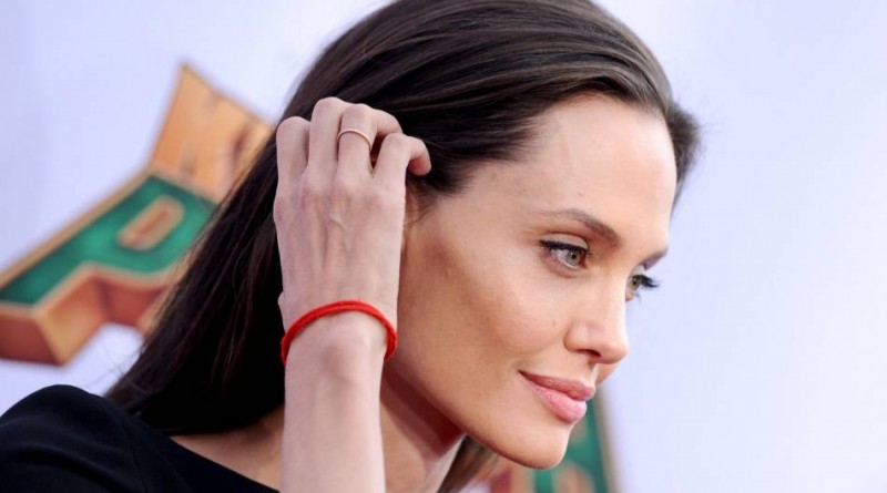 Angelina Jolie plus maigre que jamais
