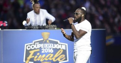 Maître Gims hué comme jamais par le public du stade de France