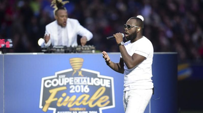 Maître Gims hué comme jamais par le public du stade de France