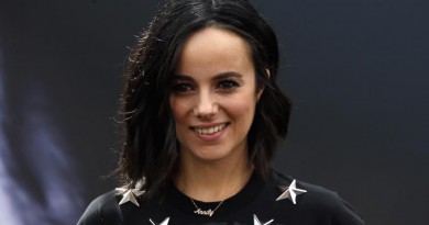 Alizée a peur pour l’ave­nir de sa fille Annily